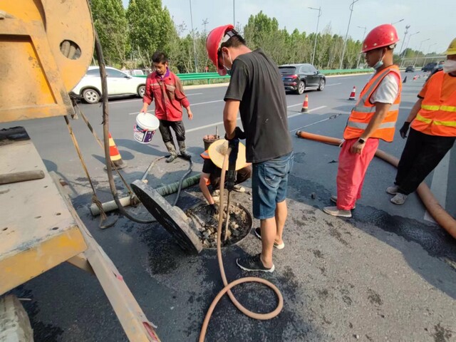突泉管道潜水封堵气囊